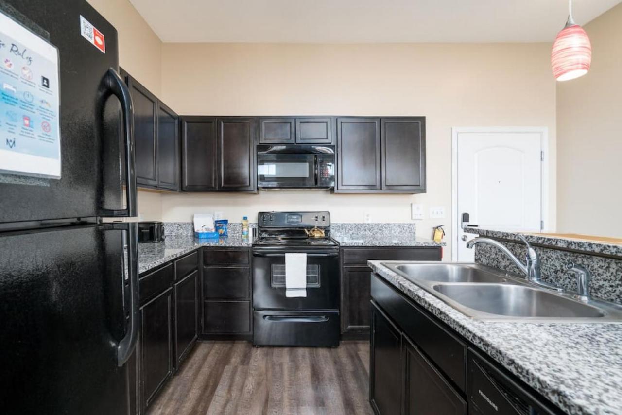 אינדיאנפוליס Private Bedroom Downtown Indy - Shared מראה חיצוני תמונה