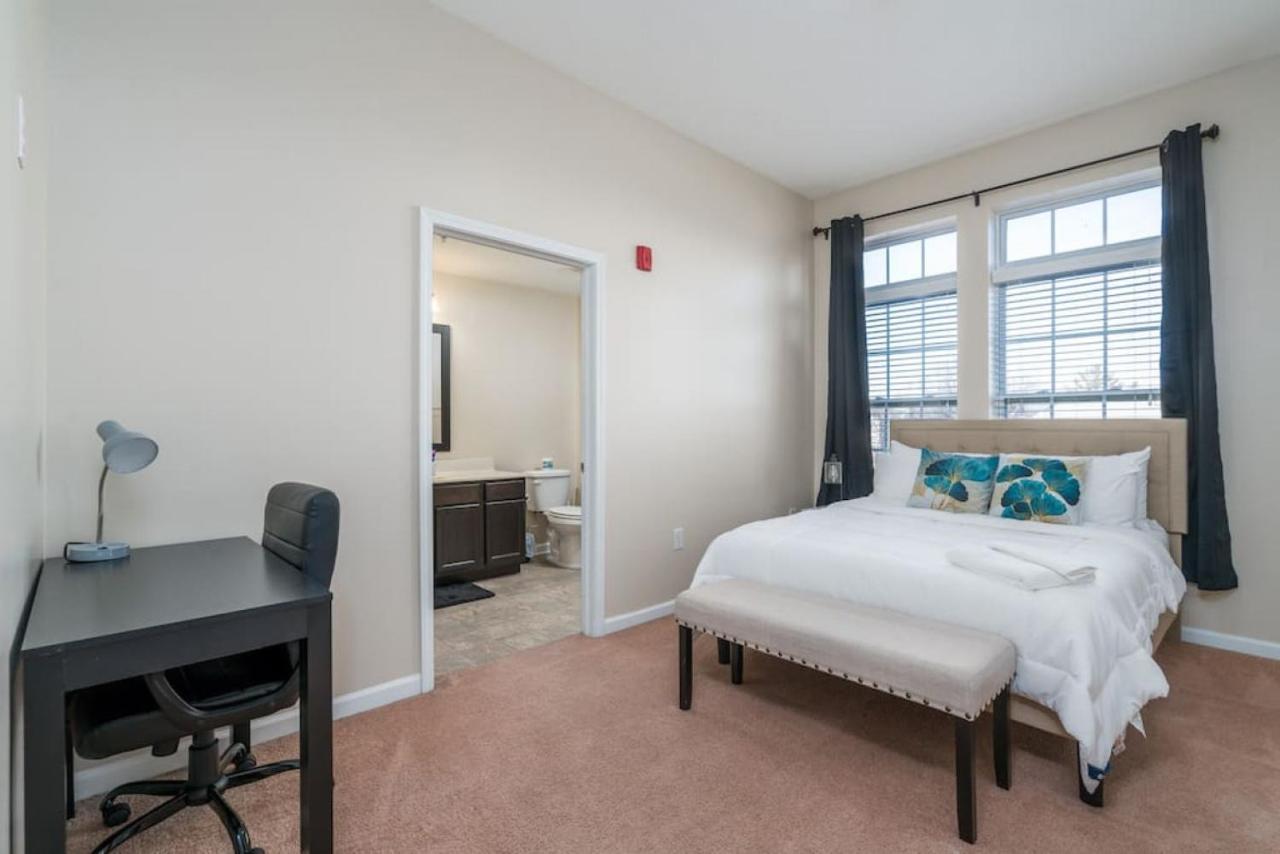 אינדיאנפוליס Private Bedroom Downtown Indy - Shared מראה חיצוני תמונה
